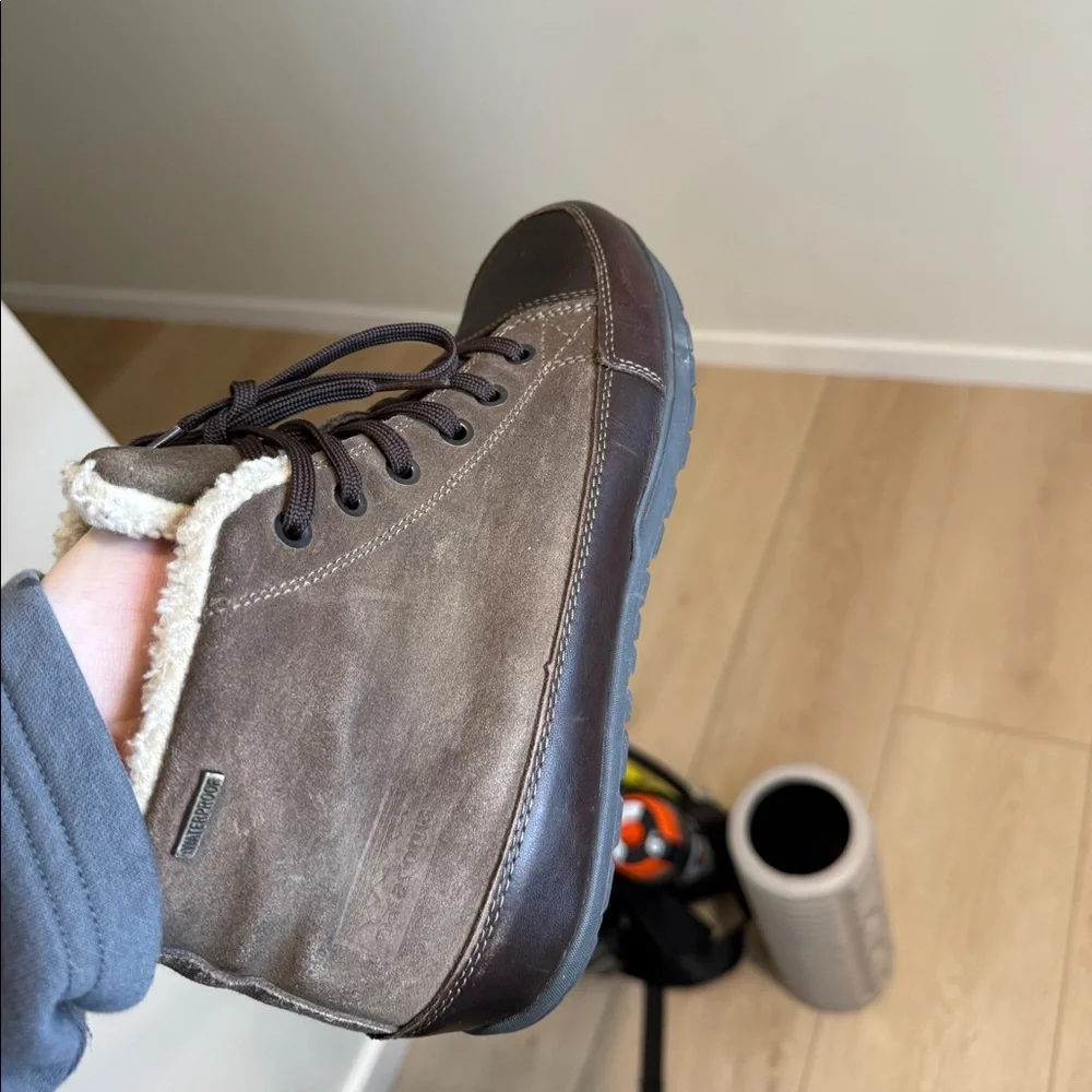 Patagonia Brown Leather High-Top Sneakers w/ Sherpa Lining Men’s Size 8 - Picture 4 of 8